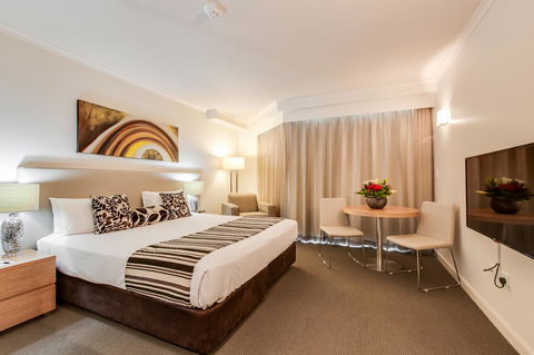 Central Cosmo Apartment Hotel - Holiday Great Ocean Road 19