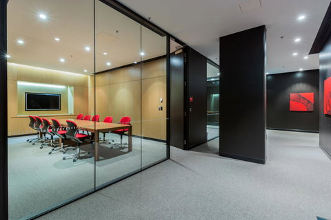 Hilton Brisbane - Holiday Great Ocean Road 23