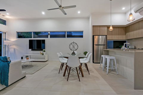 Oceans Edge Holiday Home - Holiday Great Ocean Road 5