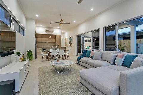 Oceans Edge Holiday Home - Holiday Great Ocean Road 3