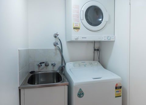Norfolk Luxury Beachfront Apartments - Holiday Great Ocean Road 35