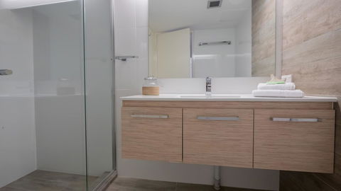 Norfolk Luxury Beachfront Apartments - Holiday Great Ocean Road 15