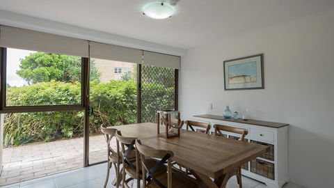 Norfolk Luxury Beachfront Apartments - Holiday Great Ocean Road 13