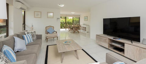 Norfolk Luxury Beachfront Apartments - Holiday Great Ocean Road 10