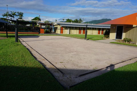 YAL Cairns - A Motel That Makes A Difference - Holiday Great Ocean Road 6