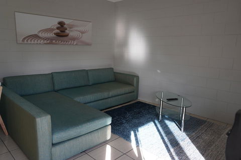 YAL Cairns - A Motel That Makes A Difference - Holiday Great Ocean Road 22