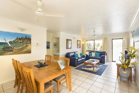 Marcol Place Holiday Apartments - Holiday Great Ocean Road 12