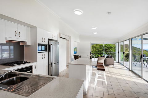 Oasis Apartments On Hamilton Island By HIHA - Holiday Great Ocean Road 38