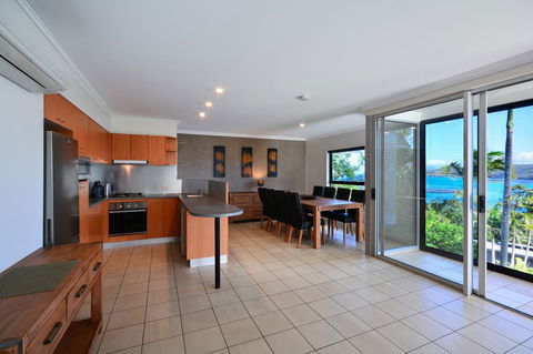Oasis Apartments On Hamilton Island By HIHA - Holiday Great Ocean Road 12