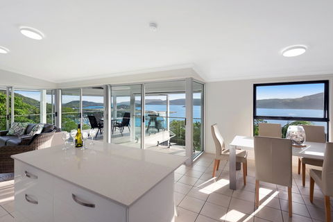 Oasis Apartments On Hamilton Island By HIHA - Holiday Great Ocean Road 37