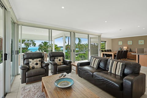 Oasis Apartments On Hamilton Island By HIHA - Holiday Great Ocean Road 20