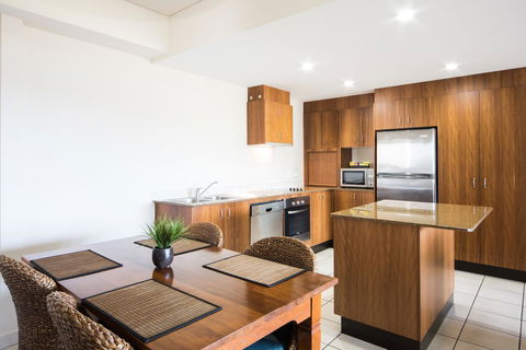 Portside Whitsunday Luxury Holiday Apartments - Holiday Great Ocean Road 12