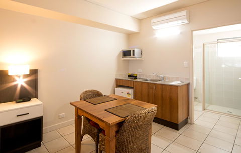 Portside Whitsunday Luxury Holiday Apartments - Holiday Great Ocean Road 13