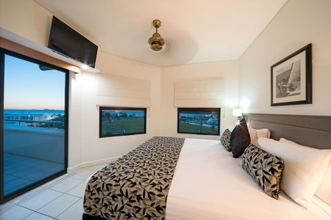Portside Whitsunday Luxury Holiday Apartments - Holiday Great Ocean Road 23