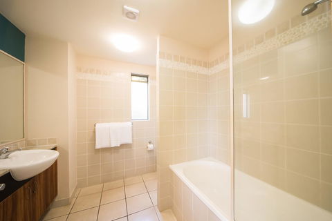 Portside Whitsunday Luxury Holiday Apartments - Holiday Great Ocean Road 14