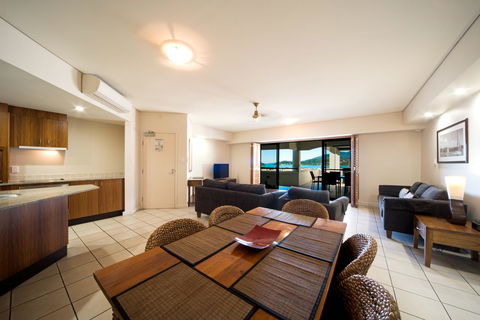 Portside Whitsunday Luxury Holiday Apartments - Holiday Great Ocean Road 17