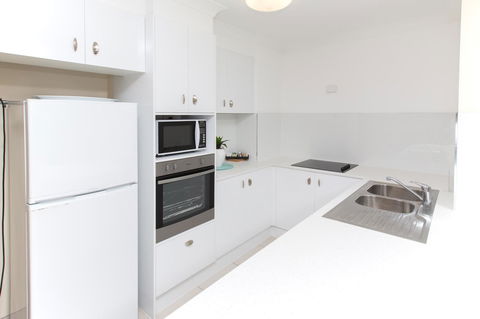 Miami Beachside Holiday Apartments - Holiday Great Ocean Road 26