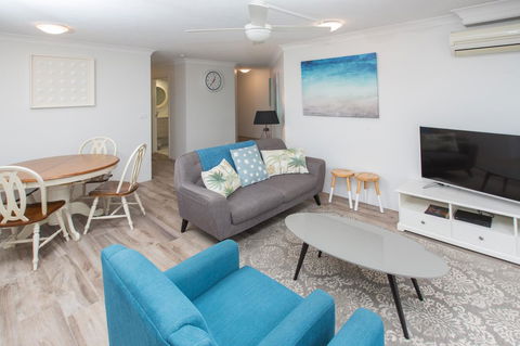Miami Beachside Holiday Apartments - Holiday Great Ocean Road 10