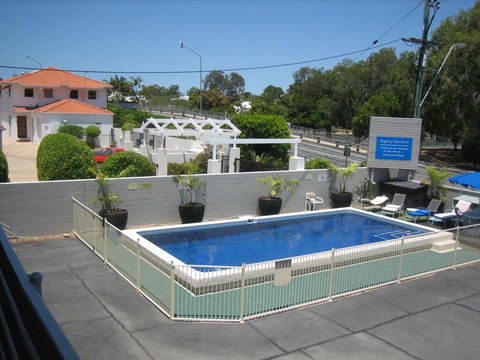 Regency Waterfront Noosa - Holiday Great Ocean Road 1