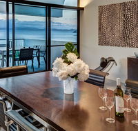 Waves 3 Luxury 3 Bedroom Endless Ocean Views Central Location  Buggy - Holiday Great Ocean Road
