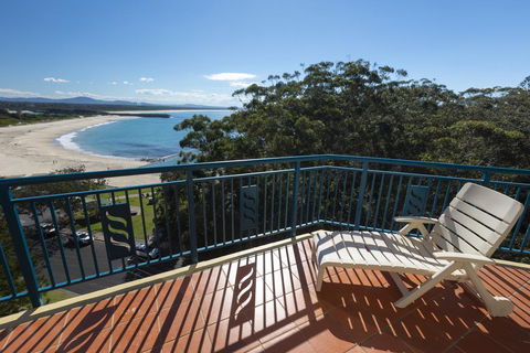 Whitesands Penthouse 1 - Holiday Great Ocean Road 2