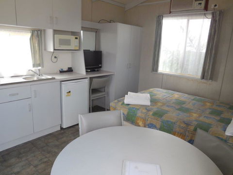 Wodonga Caravan & Cabin Park - Holiday Great Ocean Road 2