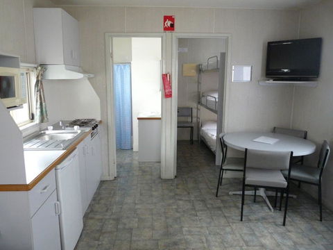 Wodonga Caravan & Cabin Park - Holiday Great Ocean Road 1