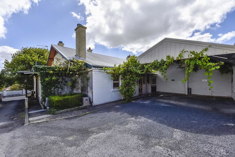 Wyatt Guest House - Holiday Great Ocean Road 1