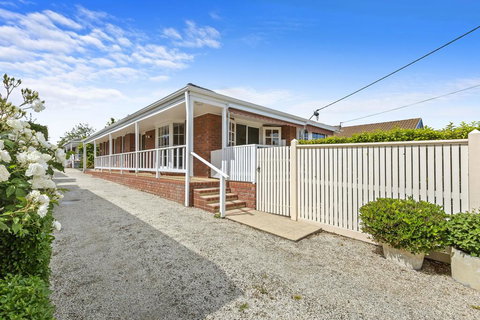 YIN-YANG - MOUNT ELIZA - Holiday Great Ocean Road 3