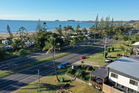Yeppoon Beachhouse - Holiday Great Ocean Road 0