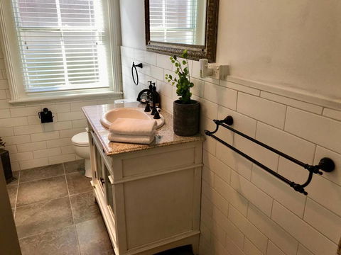 YSG The Edward Townhouse 153 - Walk To Town - Holiday Great Ocean Road 3