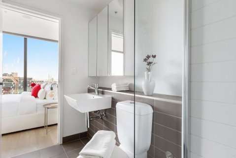 A 2BR Apt With Harbour Views And FREE Parking - Holiday Great Ocean Road 2