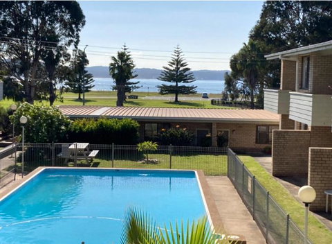 A Beach Front Apartment - Holiday Great Ocean Road 2