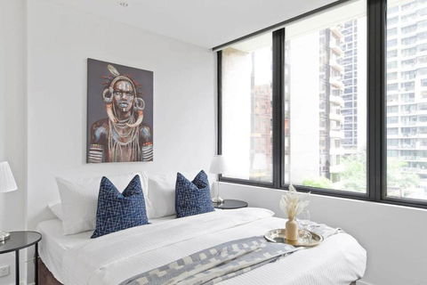 A Cozy 2BR Apt Opposite Southern Cross Station - Holiday Great Ocean Road 0