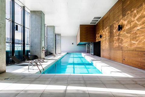 A Cozy 2BR Apt Opposite Southern Cross Station - Holiday Great Ocean Road 2