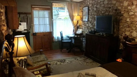 A La Folly Too The Old Workshop - Holiday Great Ocean Road 0