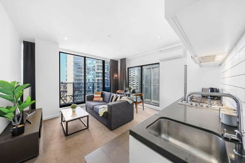 A Stylish 2BR Apt With City Views In Southbank - Holiday Great Ocean Road 1