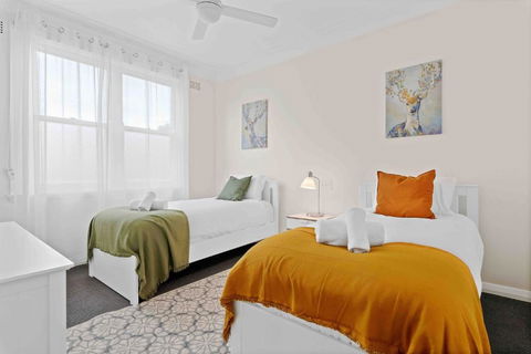 Absolute Foreshore Lakeside Cottage - Holiday Great Ocean Road 3