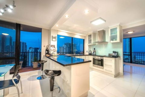 ABSOLUTE Riverfront 2br Apt, Views From Every Room - Holiday Great Ocean Road 3