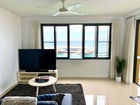 Absolute Waterfront - Tropical Oasis Over The Water - Holiday Great Ocean Road 2