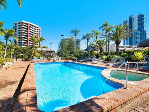 Acapulco 2 Bedroom Ocean View Surfers Paradise - CoastHM - Holiday Great Ocean Road 3