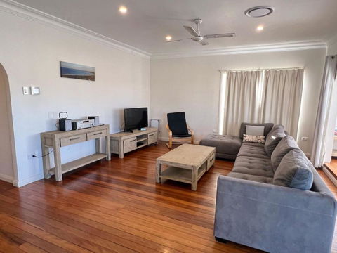 Adacos 19 On Sturt - Bring Your Own Linen - Holiday Great Ocean Road 2