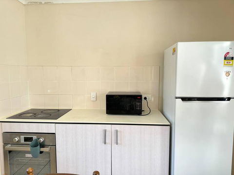 Affordable 3-Bedroom Grannyflat In Coopers Plains - Holiday Great Ocean Road 3