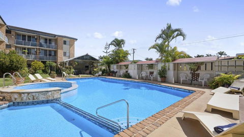Affordable, Pool, Spa, Beach, Bbq, Sleeps 4 - Holiday Great Ocean Road 0