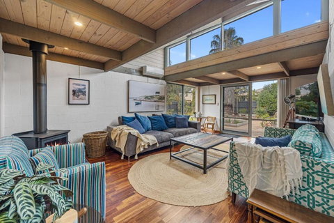 A Sand And Sea Retreat - 150m From Beach, Pet Friendly - Holiday Great Ocean Road 0