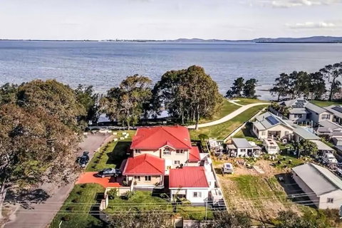 Aircabin - Tuggerawong - Lake Front - 9 Beds House - Holiday Great Ocean Road 0