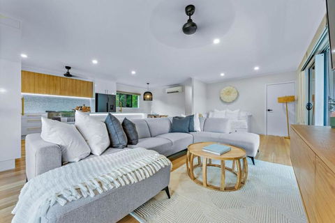 Airlie Abode - Holiday Great Ocean Road 1