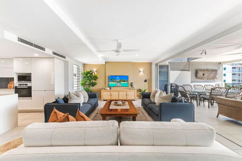Alex Beach House, 100 Steps To The Sand, With Ocean Views - Holiday Great Ocean Road 3