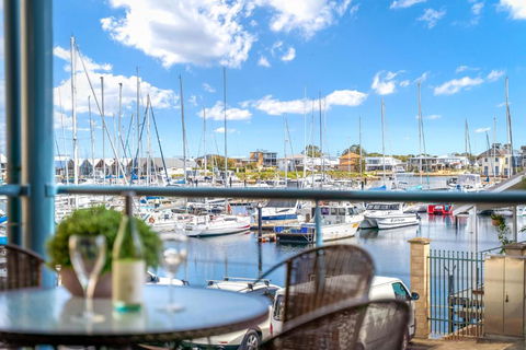 All Decked Out, Geographe Marina - Holiday Great Ocean Road 0