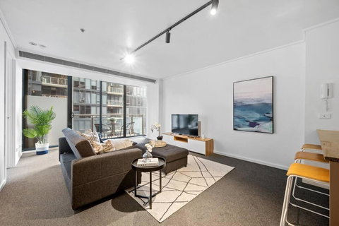 Amaya-Modern Southbank Living-Close To Crown & Yarra River - Holiday Great Ocean Road 3